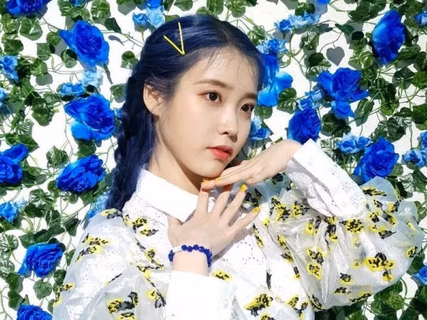 Bất ngờ chưa, ca khúc mới Blueming khiến cư dân mạng nghi ngờ IU đang yêu 