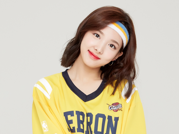 Nếu có danh hiệu “bạn thân quốc dân”, không ai xứng đáng hơn Nayeon (TWICE)!