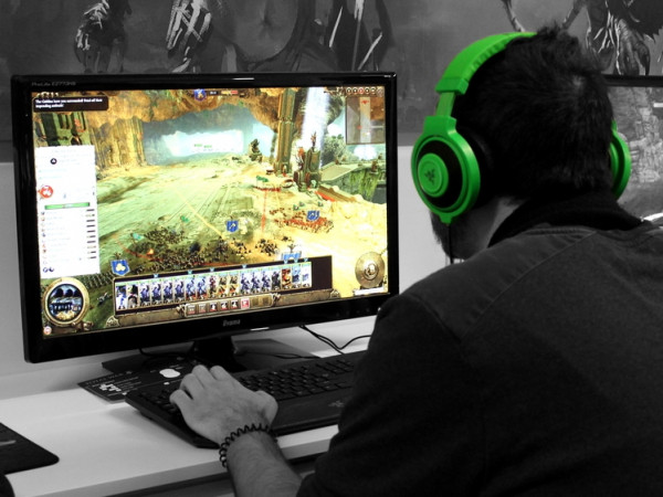 WHO công nhận: Nghiện game là một loại bệnh tâm thần!