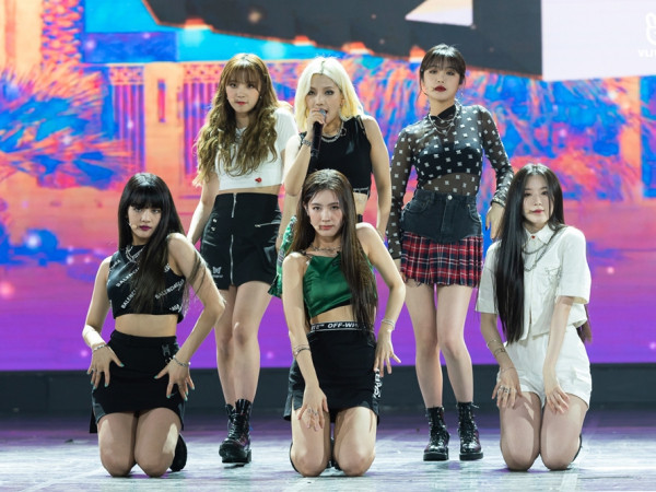 Zico, (G)I-DLE bùng nổ, S.T, Nguyễn Trần Trung Quân mang màu sắc cổ trang lên sân khấu