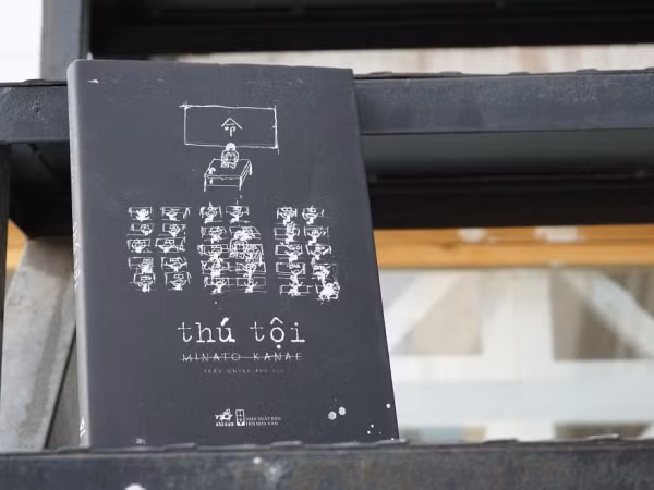 Đọc “Thú Tội”: Để chìm vào một thế giới u tối không ánh sáng nào rọi tới được