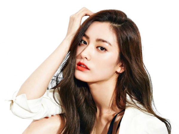 Tranh cãi việc Nana, Taeyang xếp hạng cao trong Top 100 người đẹp nhất thế giới