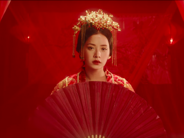 “Lầy” như fan Việt “thả” bình luận dành cho MV của Chipu khiến ai cũng “cười xỉu”