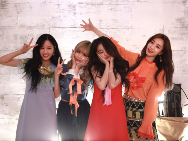 Ai cũng ấm lòng khi nhìn các thành viên T-ara đoàn tụ sau khi rời khỏi công ty giải trí MBK 