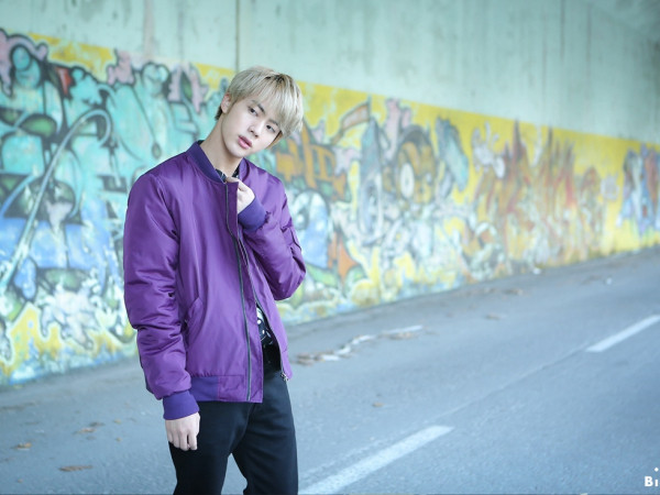 Còn trẻ như thế mà Jin (BTS) đã bắt đầu bị đau xương khớp do tập vũ đạo quá nhiều