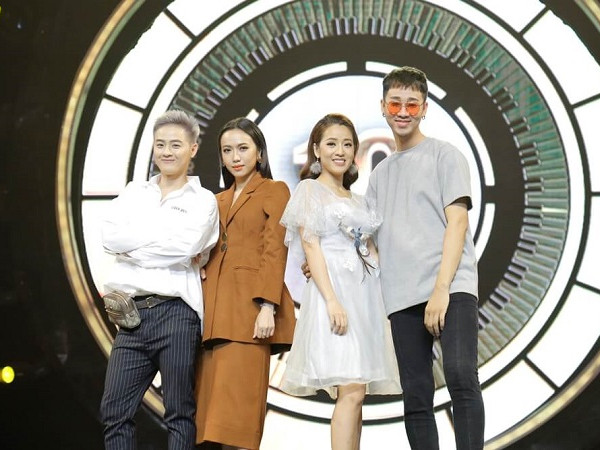 Diệu Nhi "bắn tim", nói chào WINNER bằng tiếng Hàn cực dễ thương