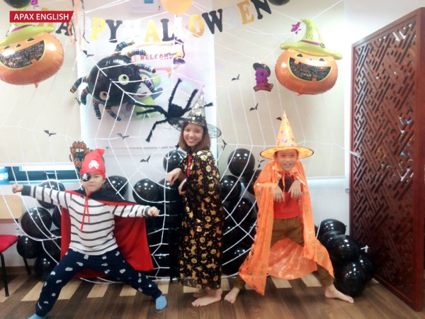 Sôi động lễ hội Halloween tại Apax English