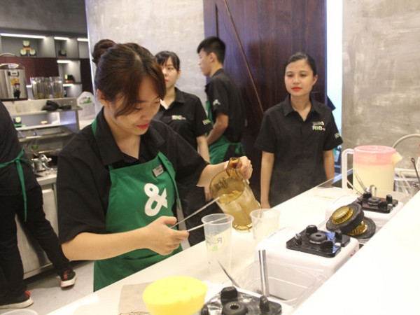 Câu hỏi gây "bão": Tại sao sinh viên chọn làm thêm lương 15K/h còn hơn gia nhập công ty start-up?