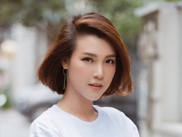 Hoàng Oanh, đi qua rất nhiều tổn thương nhưng vẫn muốn tin vào cổ tích ngọt ngào