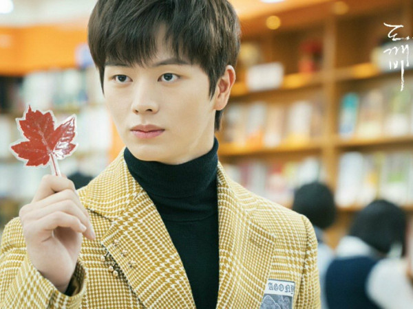 "Nam thần học đường" Yook Sungjae (BTOB) sẽ đến Việt Nam vào tháng 2