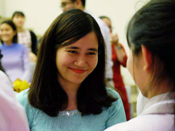 Thấm thía bức thư cô giáo viết cho học trò lớp 12: Con là một người bình thường!