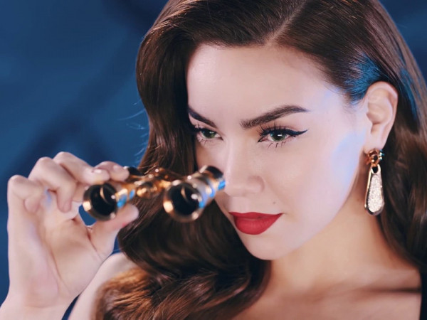 Hồ Ngọc Hà sẽ trình diễn mở màn cho đêm chung kết VNTM All Stars 2017 