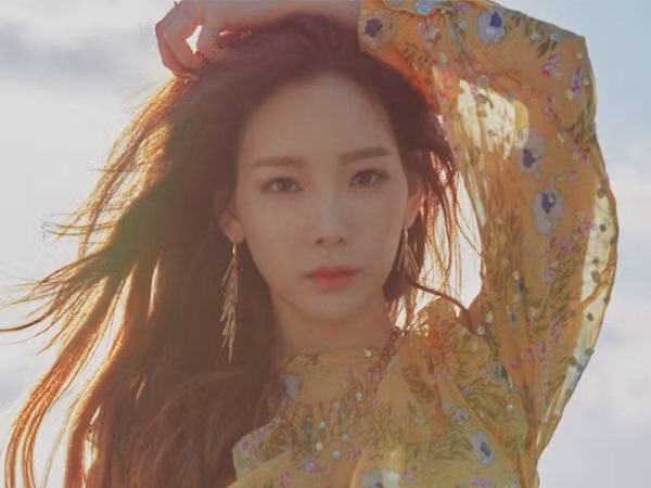 Gặp tai nạn trên sân khấu concert, Taeyeon (SNSD) lại nói gần nói xa SM Ent