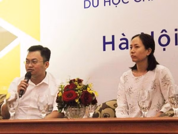 Tiến sĩ ở Pháp thi trượt viên chức trường Ams chia sẻ về “sốc văn hóa ngược”