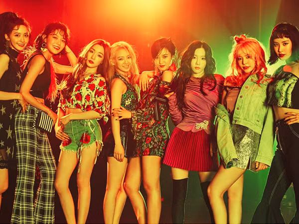 Sốc nhất K-Pop tháng 8: “Chị đại” đối đầu với "Em trai chiến thắng" và "Maknae" nổi tiếng nhất K-Pop 