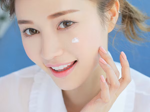 7 lý do khiến mụn trứng cá không ngừng gia tăng