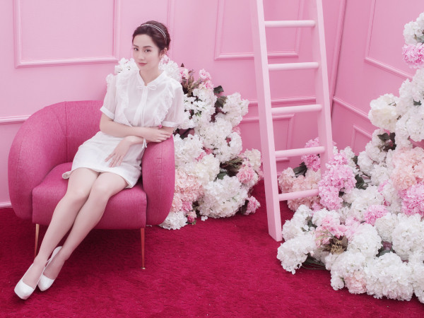 Jun Vũ tiếp tục khoe vẻ ngoài thanh khiết trong bộ ảnh đậm chất "nàng thơ" 