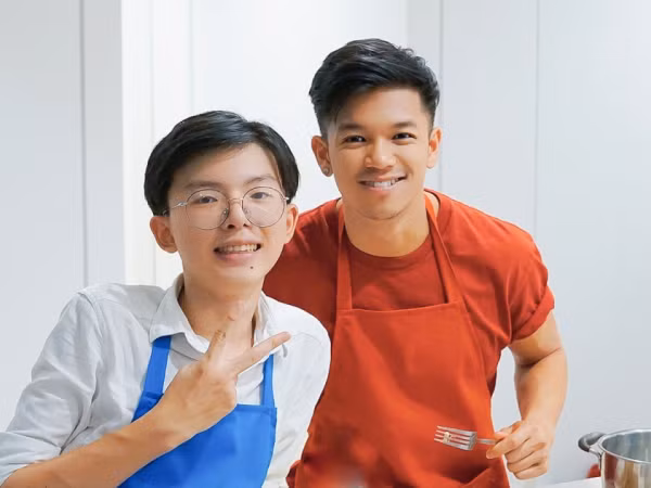 Không chỉ trổ tài sáng tác, Trọng Hiếu còn tự tin đối đầu Vua đầu bếp nhí Thanh Hải