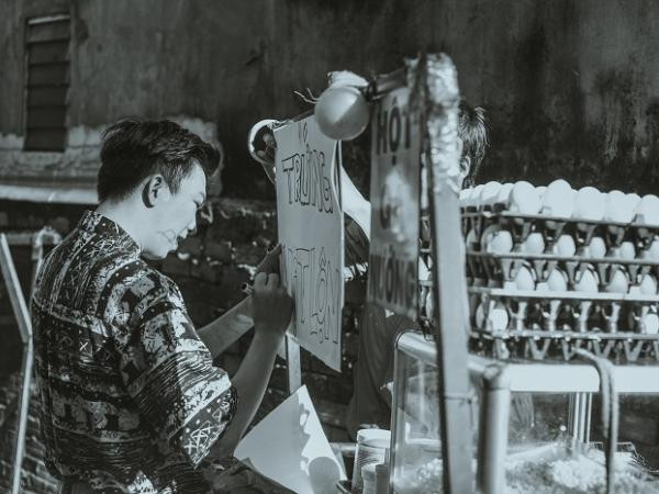 MV “Cá chưa cắn câu” - gia vị lạ cho ngày Quốc tế nói dối