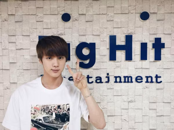 Big Hit, nơi tụ hội của những ngôi sao thông minh, độc đáo và cũng rất chân thành