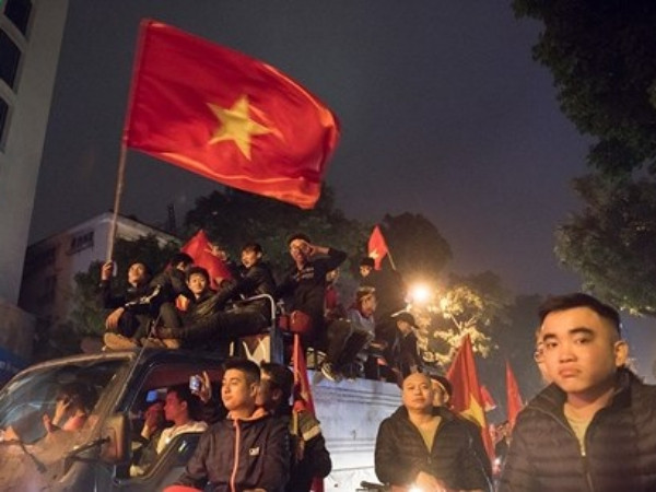 VFF lên kế hoạch cho U23 Việt Nam diễu hành bằng xe buýt 2 tầng