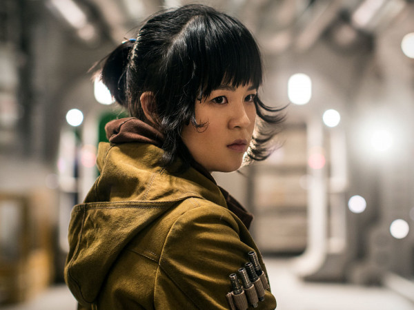 Nữ diễn viên gốc Việt Kelly Marie Tran bị fan "Star Wars" khủng bố đến mức phải xóa Instagram