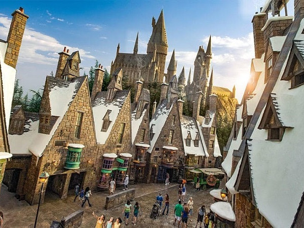 Trở về tuổi thơ với làng phù thủy Harry Potter tại TP. Hồ Chí Minh