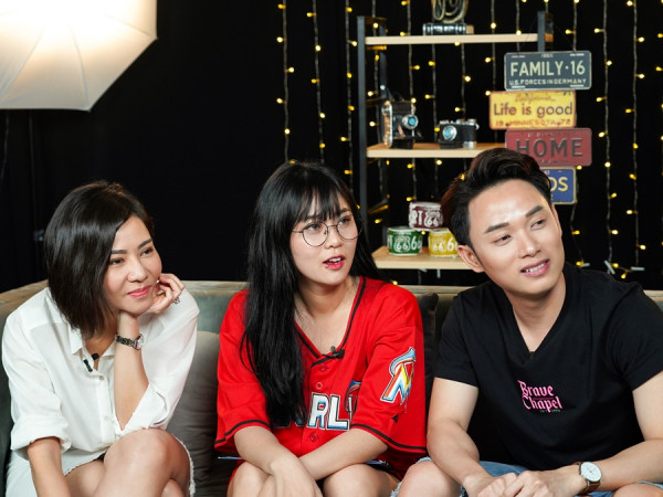 Cặp thầy trò Thu Minh - Trúc Nhân lần đầu “săm soi” MV của nhau 