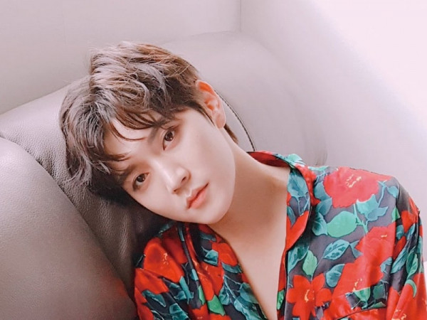 Ren (NU'EST) tham gia chiến dịch giúp đỡ trẻ em bị ung thư