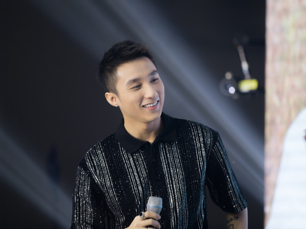 Sơn Tùng M-TP khẳng định không đặt nặng chuyện thu lợi nhuận từ tự truyện đầu tay