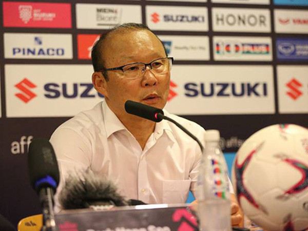 HLV Park Hang Seo: “Tôi ấn tượng nhất với bàn thắng của Công Phượng”