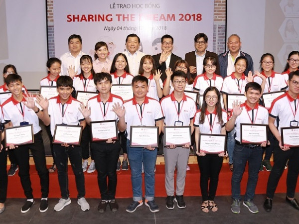 20 sinh viên giỏi của TP.HCM được hỗ trợ chi phí cho suốt thời gian học đại học