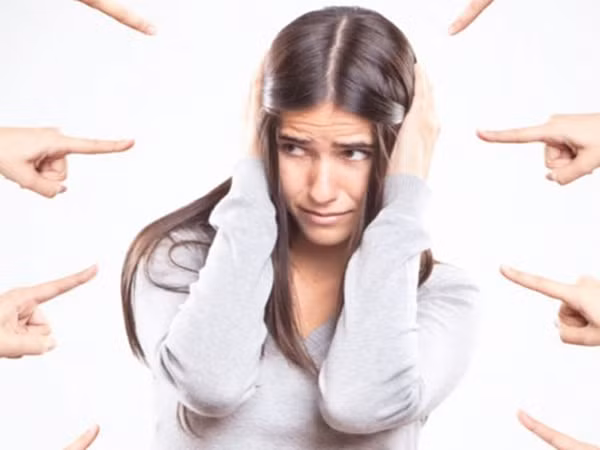 Tại sao chúng ta không bao giờ đúng khi phán xét người khác?