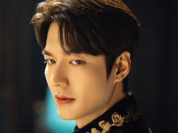 Vẫn biết Lee Min Ho đẹp trai, nhưng đâu ngờ đẹp cỡ này trong “Quân Vương Bất Diệt”