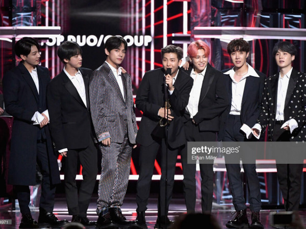 "Map of The Soul: Persona" (BTS) là album K-Pop thứ ba làm được điều này tại Mĩ