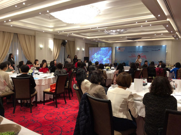 Aviva Việt Nam tổ chức nhiều chương trình ý nghĩa nhân tháng 3 Quốc tế phụ nữ