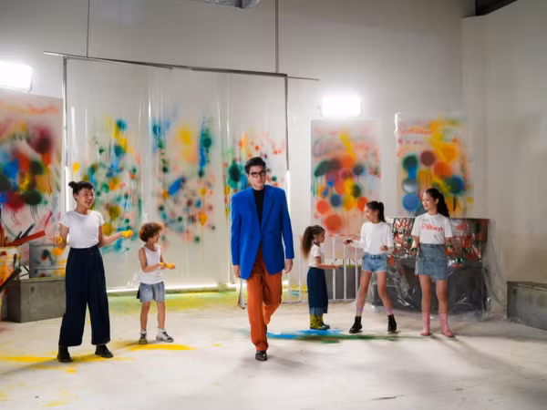 Quang Đại cùng dàn mẫu nhí lập nhóm nhạc tung MV mới "quẩy tưng" mừng Trung thu