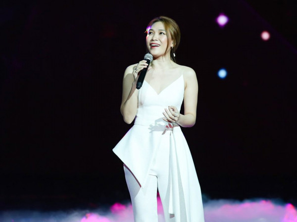 Tưởng đâu trào lưu “chị hiểu hông” đã “hạ nhiệt”, nhưng đó là khi chưa gặp “chị đẹp” Mỹ Tâm