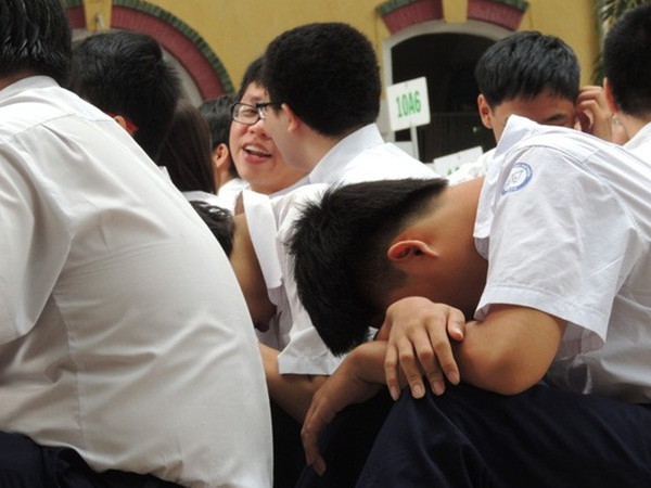 Xử phạt 10 triệu đồng nếu ép học sinh học thêm, 30 triệu đồng khi xúc phạm danh dự nhà giáo