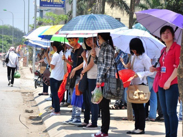 Những cơn gió mát mẻ đã đi xa, teen cả nước chịu chung cảnh oi nóng