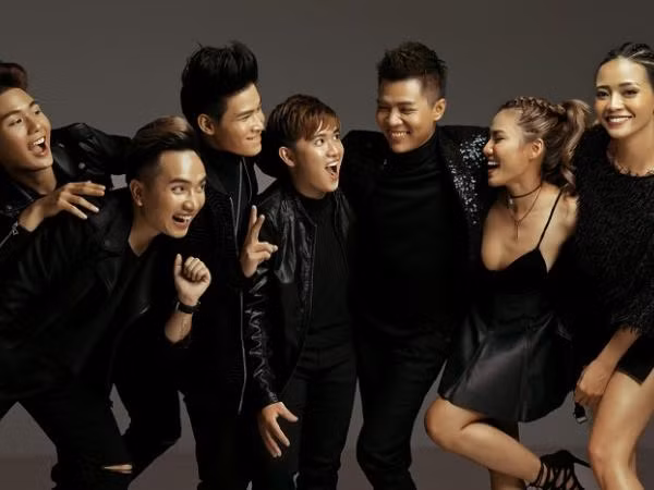 Đỗ Hiếu điển trai bên dàn hotboy, hotgirl "Khởi đầu ước mơ"