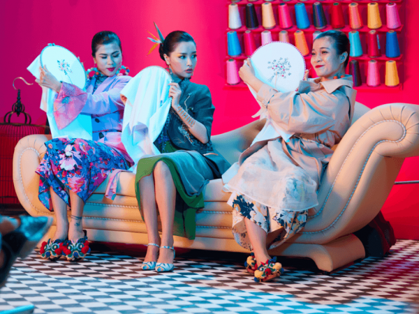 Chưa đầy 1 ngày, MV "Bùa Yêu" của Bích Phương vượt mốc 3 triệu lượt xem