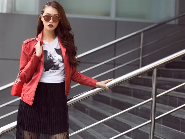 Khánh My xuất hiện cuốn hút trên phố, gợi ý cách phối layer "vi diệu" cho tín đồ thời trang