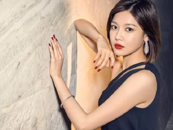 MC Kang Ho Dong từng là ân nhân cứu mạng Sooyoung (SNSD) từ 10 năm trước