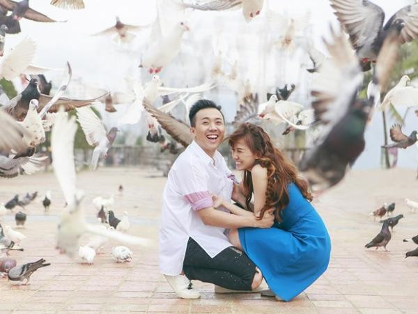 Nghệ sĩ Trấn ThÀnh lần đầu góp giọng trong dự án âm nhạc của "bÀ xã" Hari Won