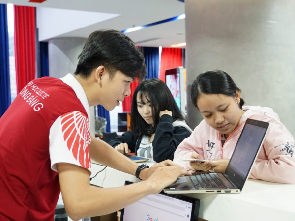Nộp hồ sơ thi năng lực sớm để có cơ hội nhận học bổng toàn phần