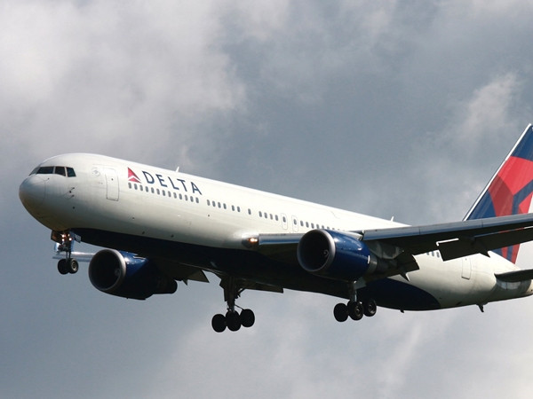 Con gái phải đi làm suốt lễ Giáng Sinh, và người cha có một giải pháp bất ngờ!