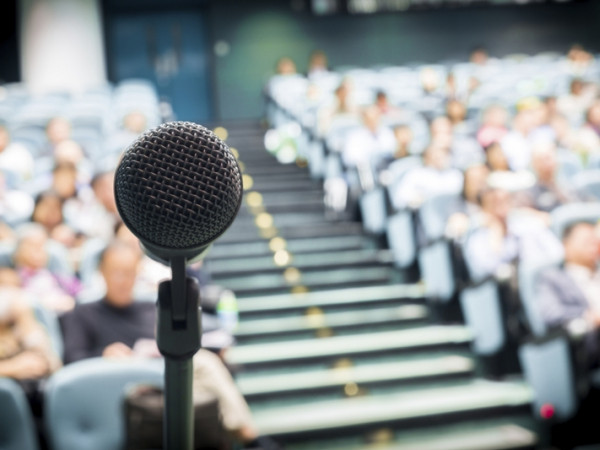 Public Speaking - Kỹ năng quan trọng giúp bạn chinh phục thế giới