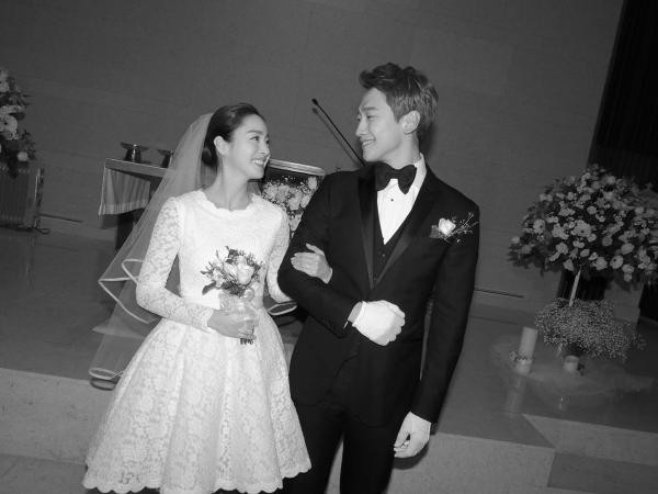 Fan sắp được xem album ảnh cưới của Bi Rain - Kim Tae Hee rồi