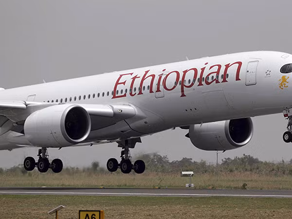 "Không ai sống sót" trong vụ rơi máy bay chở 157 người ở Ethiopia